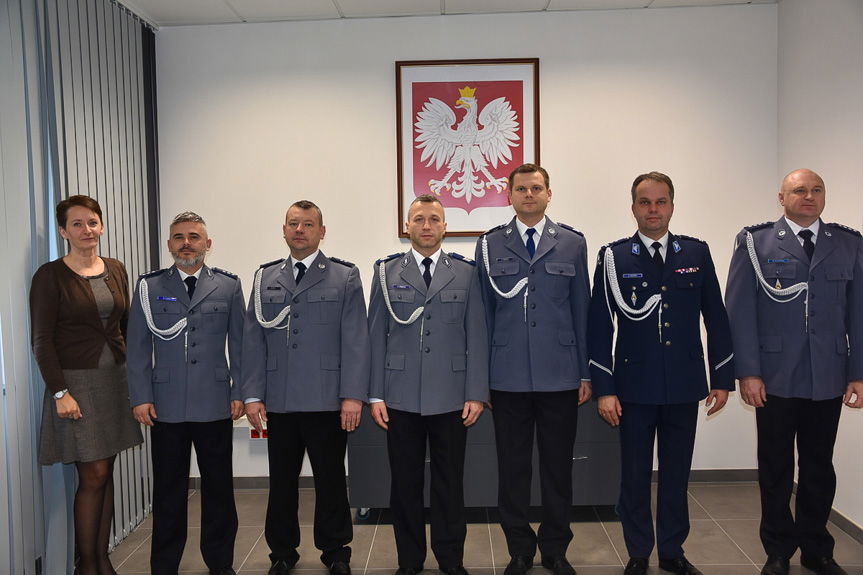Awanse dla policjantów z Leska
