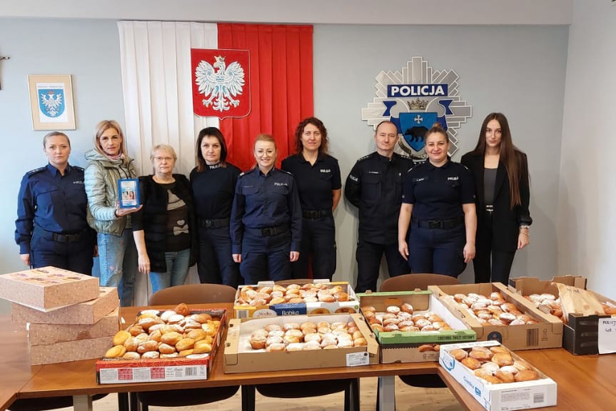 "Słodka" pomoc dla Oli