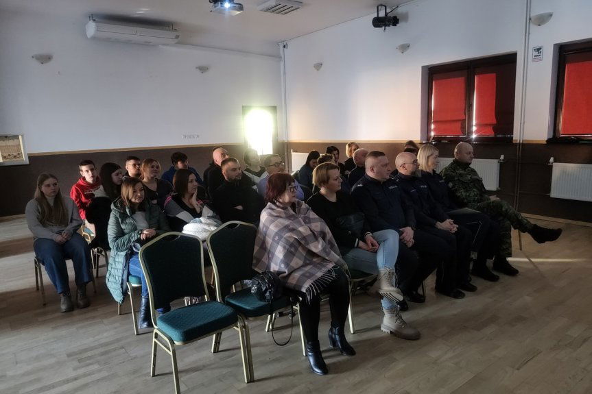 Z mieszkańcami o bezpieczeństwie. Debata społeczna w Czarnej