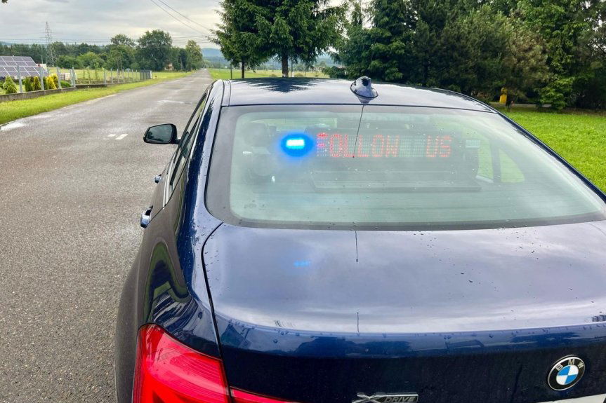 Motocyklista miał na liczniku 166 km/h, stracił prawo jazdy