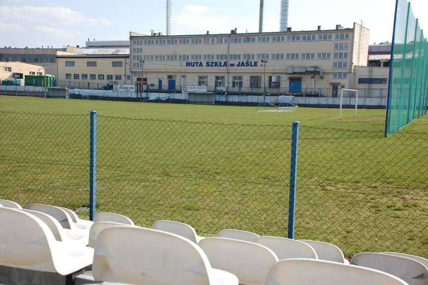 Stadion Czarnych Jasło nie spełnia wymogów czwartoligowych