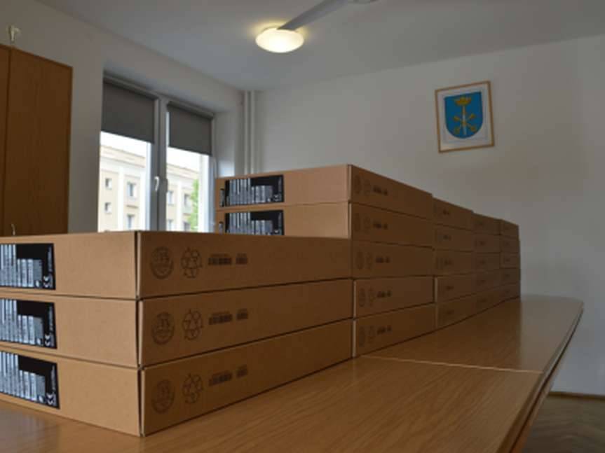 Nowe komputery dla szkół w gminie Jasło