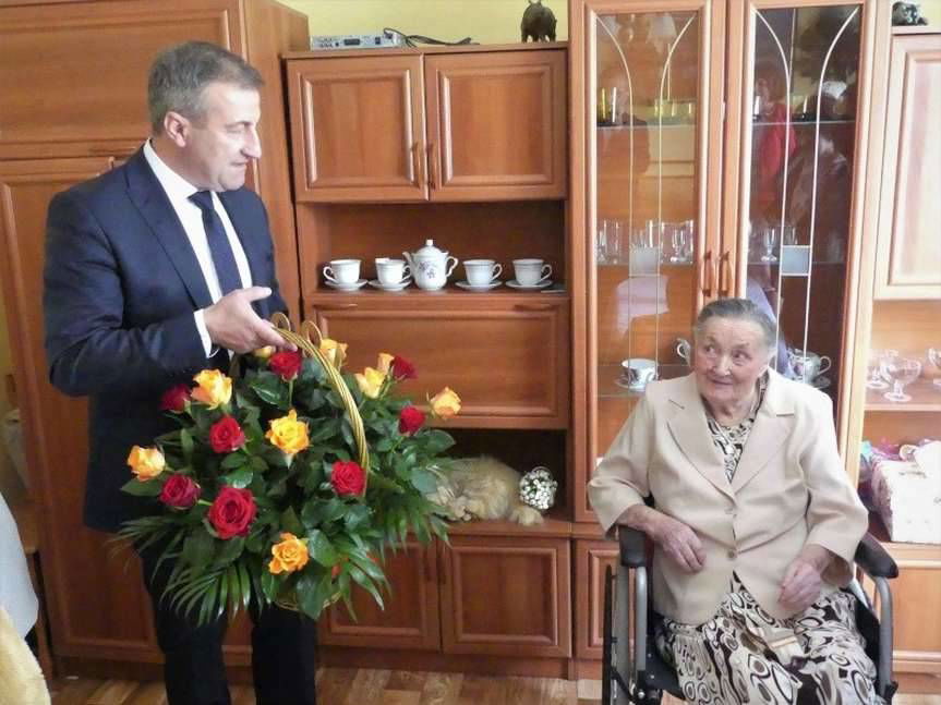 Setne urodziny Klary Szarek z Bączala Dolnego