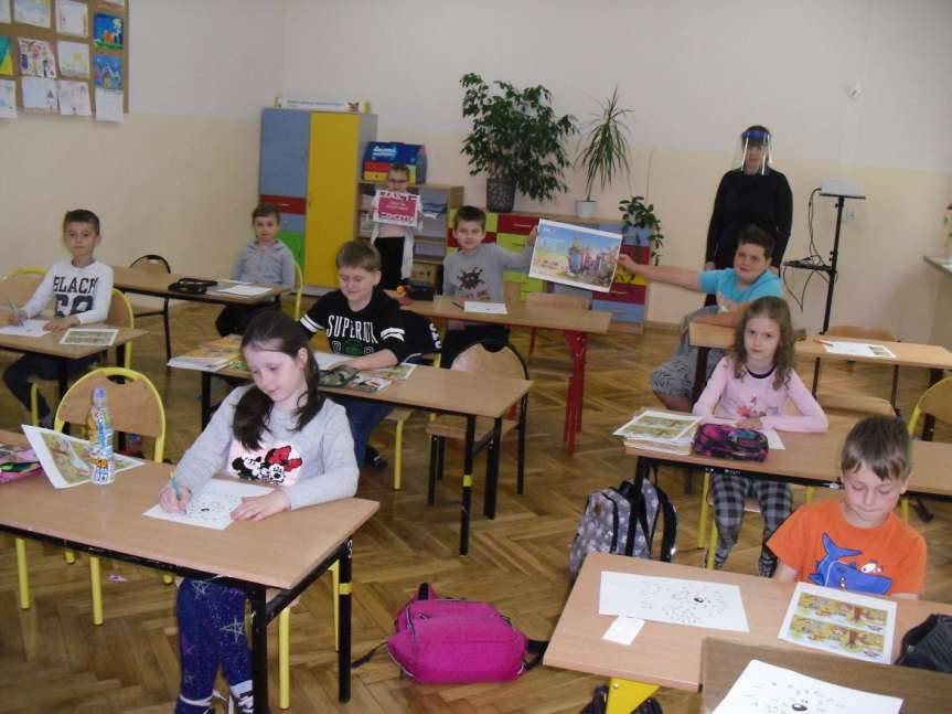 Lekcje biblioteczne w Harklowej