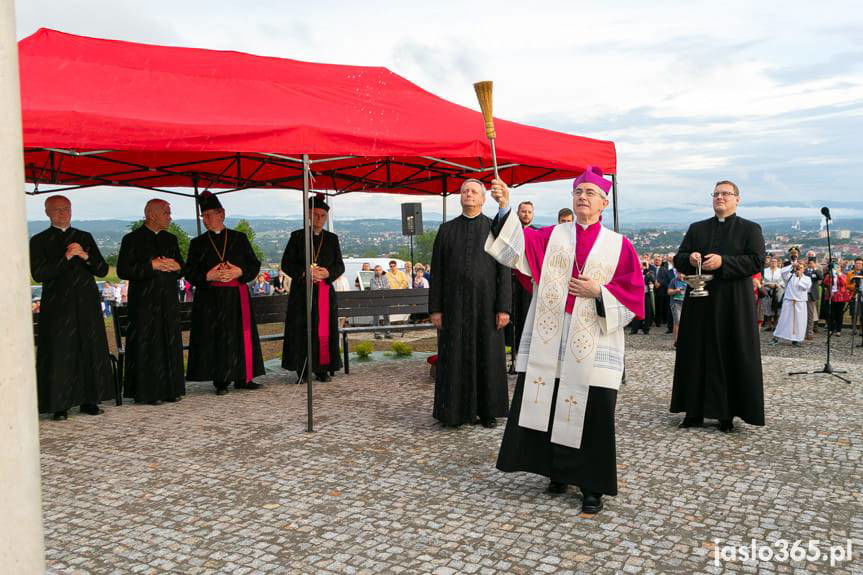 Uroczyste poświęcenie pomnika Chrystusa Króla w Jaśle