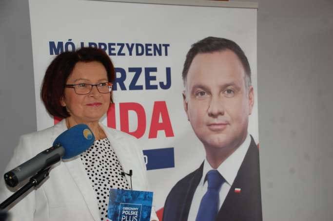 Wyborcze prognozy poseł Marii Kurowskiej z Jasła: być jedną biało - czerwoną drużyną