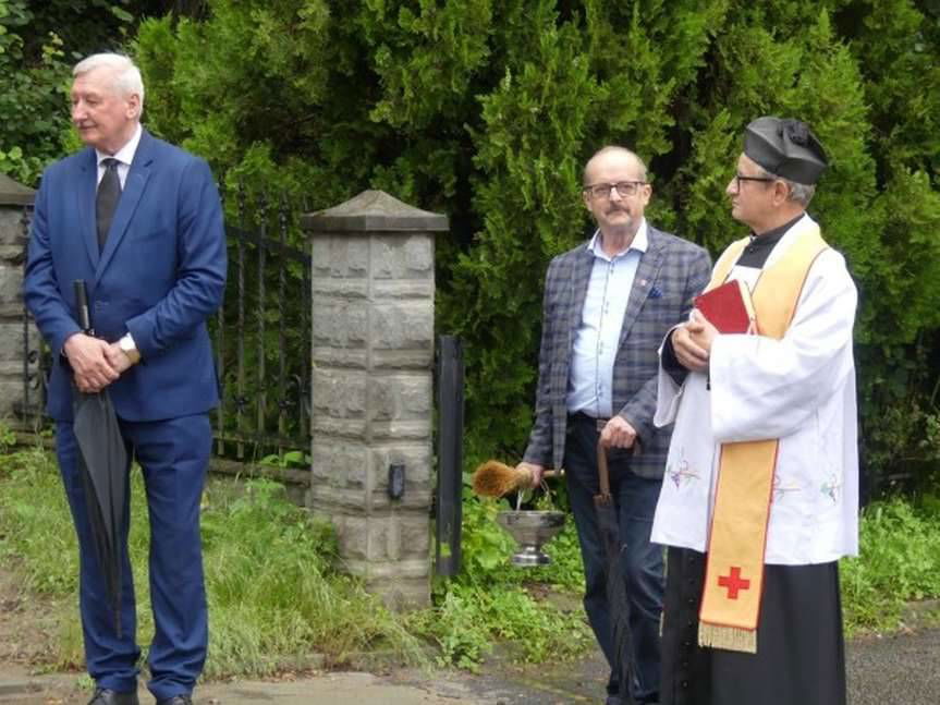 Skołyszyn. Nowy chodnik przy drodze powiatowej