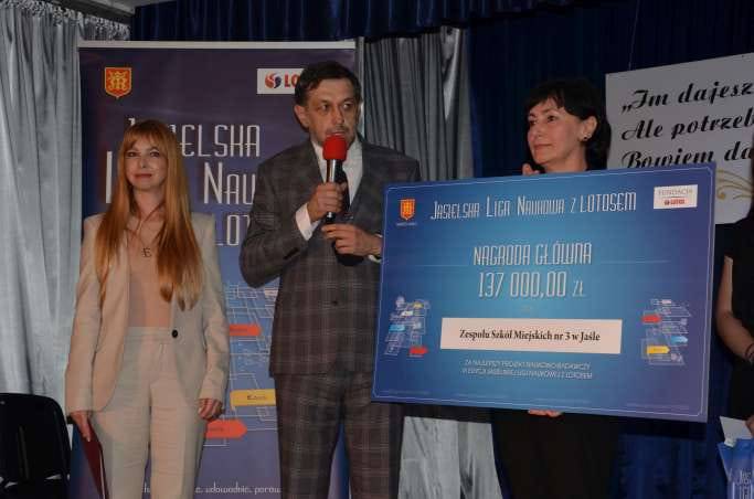 Finał Jasielskiej Ligi Naukowej z Lotosem. Nagrodzeni uczniowie