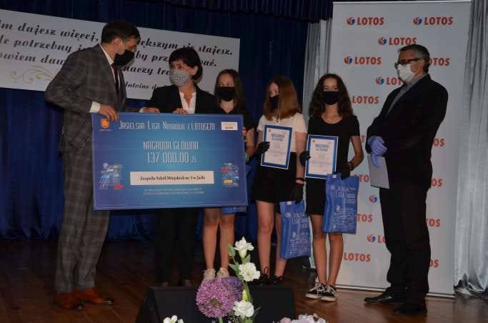 Finał Jasielskiej Ligi Naukowej z Lotosem. Nagrodzeni uczniowie