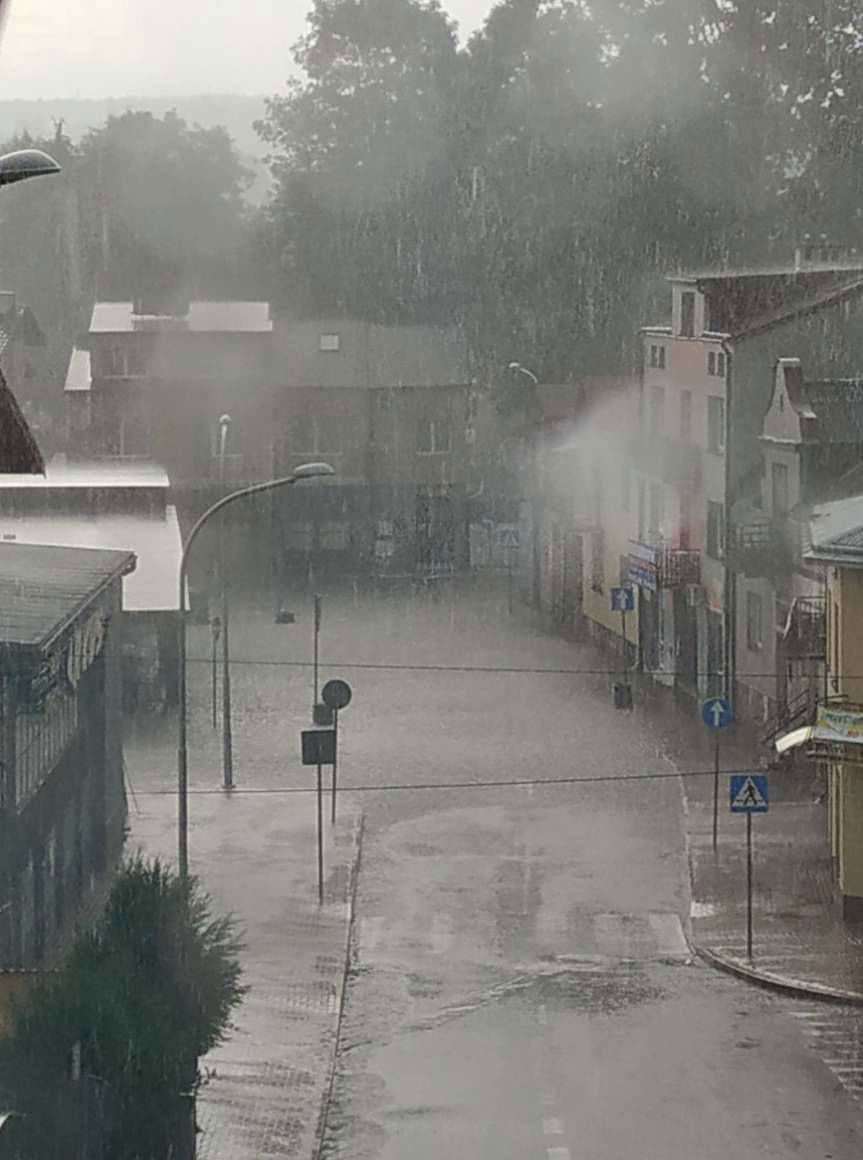 Pomoc dla mieszkańców Jasła po sobotniej nawałnicy