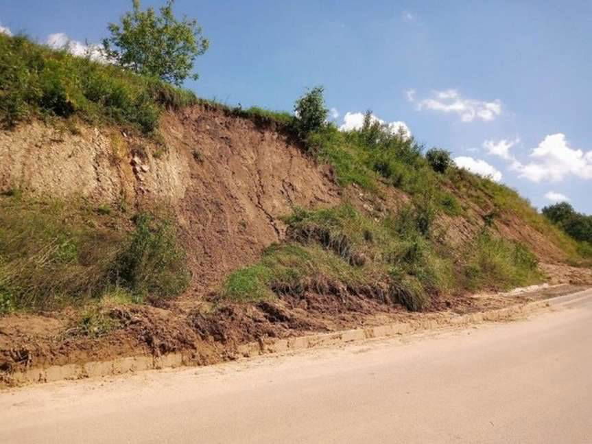 Zniszczone drogi. Gdzie powinniście szczególnie uważać