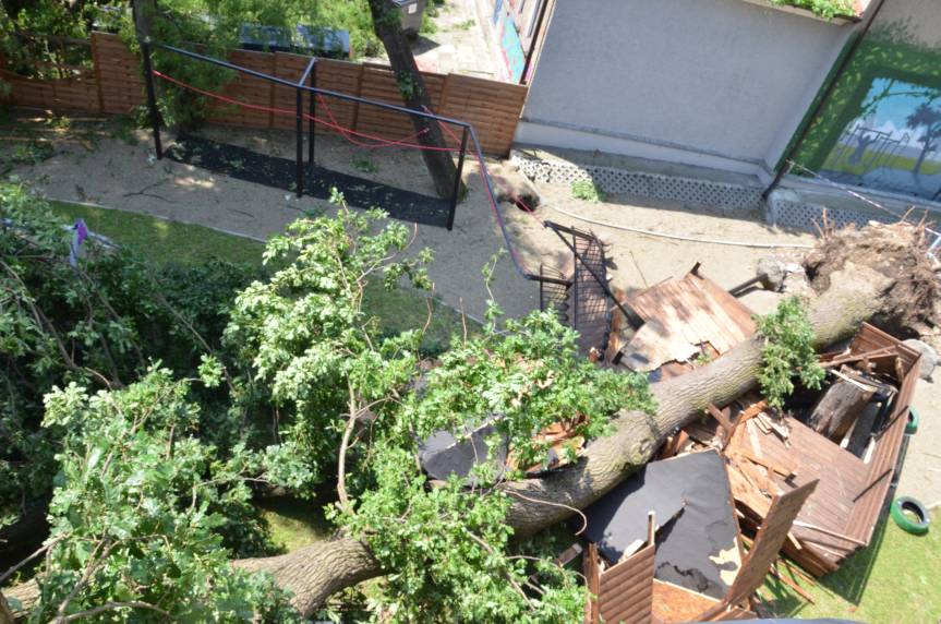 Jasło. Usuwanie skutków nawałnic i wypłata pierwszych zasiłków