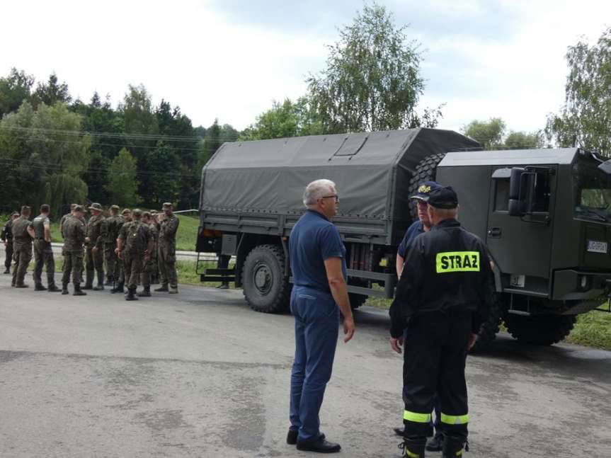 Strażacy ze Słowacji z darami w Trzcinicy