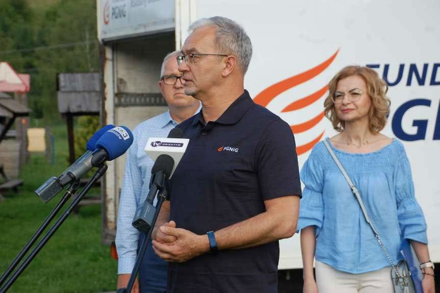 Trzcinica. Kuchenki gazowe i pralki dla powodzian od Fundacji PGNiG