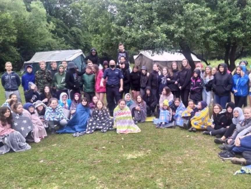 Huta Polańska. Policjanci u harcerzy