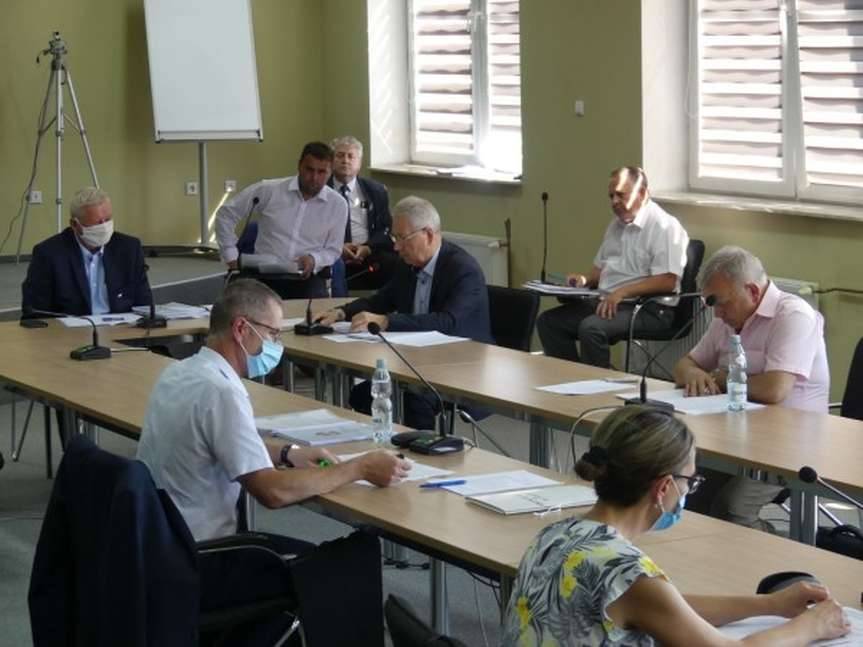 Votum i absolutorium dla zarządu powiatu