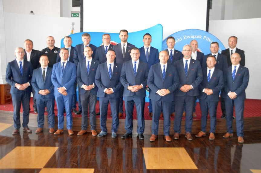 Mieczysław Golba ponownie prezesem Podkarpackiego ZPN. W nowym zarządzie Krzysztof Buba z Jasła