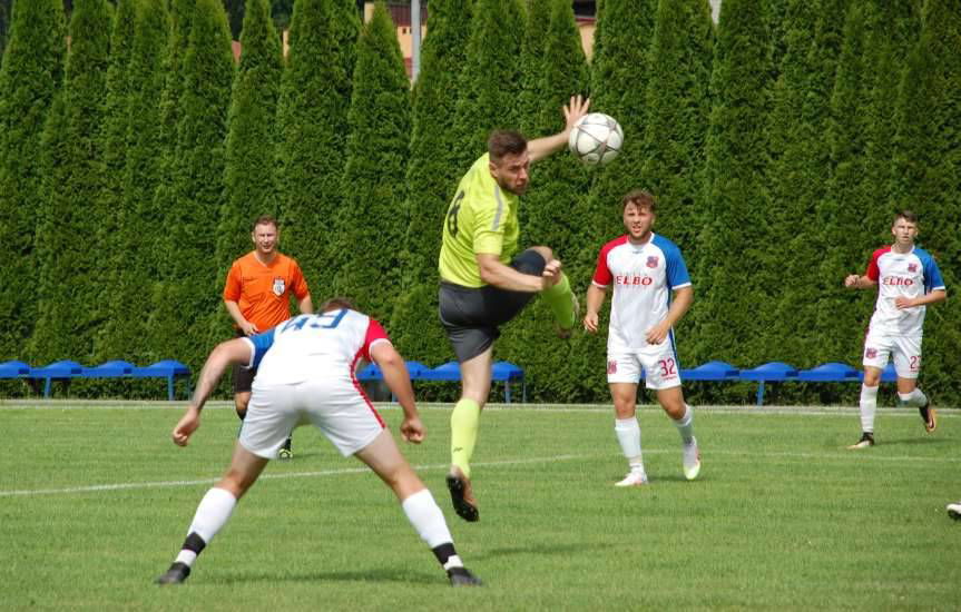 Piłka nożna. V liga krośnieńska. Dramatyczna końcówka w Skołyszynie. Ostoja Kołaczyce zmarnowała rzut karny