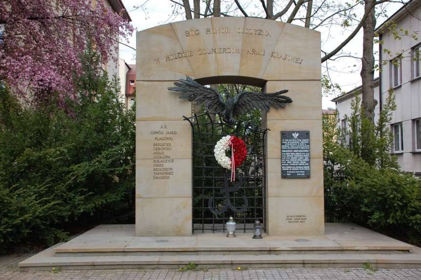 76. rocznica wybuchu Powstania Warszawskiego. Uroczystości w Jaśle