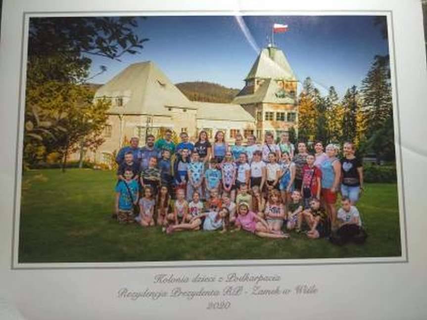 Dzieci z Gminy Jasło w rezydencji prezydenta RP w Wiśle