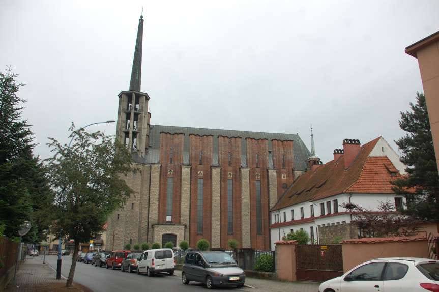 Jasło. Franciszkanie na kwarantannie. Jeden z zakonników chory na Covid-19. Apel Sanepidu