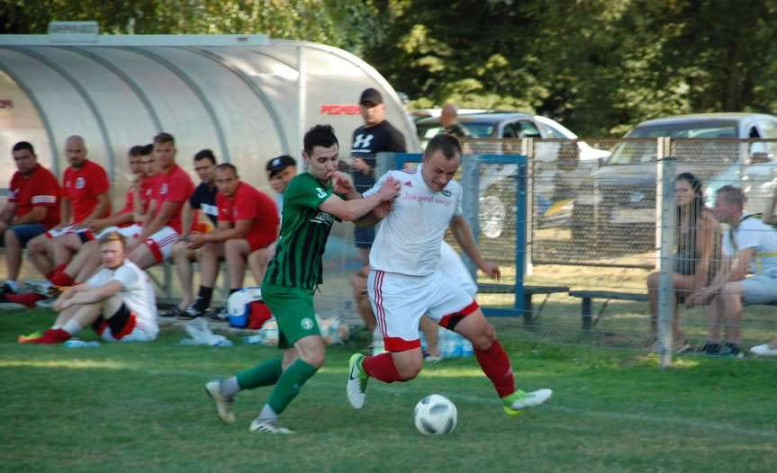Piłka nożna. V liga krośnieńska. Ostoja nadal przegrywa. Drugie zwycięstwo Tempa. Pierwszy punkt Skołyszyna