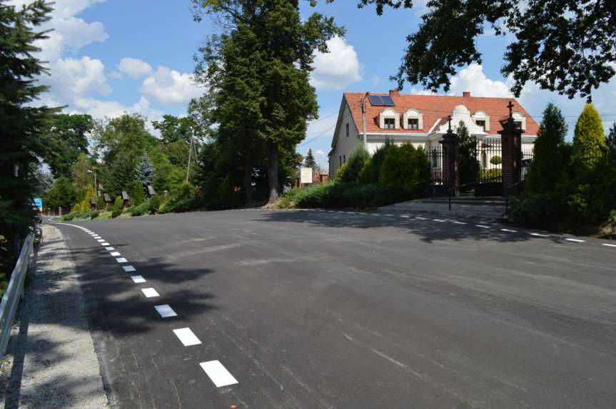 Osobnica. Wyremontowana droga