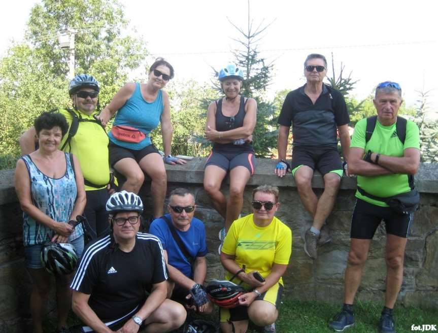 Wyprawa rowerowa na wzgórze Franków. Sielskie krajobrazy i wojenna przeszłość