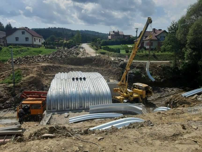 Desznica/Cieklin. Trzy mosty w budowie