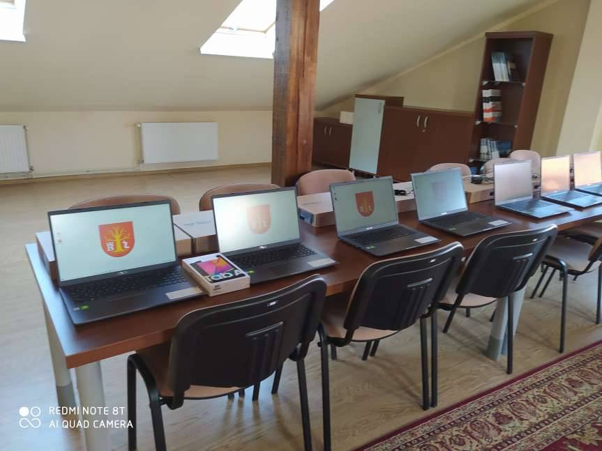Gmina Osiek Jasielski. Komputery dla szkół