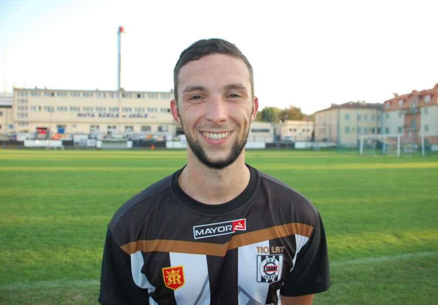 Piłka nożna. IV liga podkarpacka. Zabójcza skuteczność Czarnych Jasło i trzecie z rzędu zwycięstwo