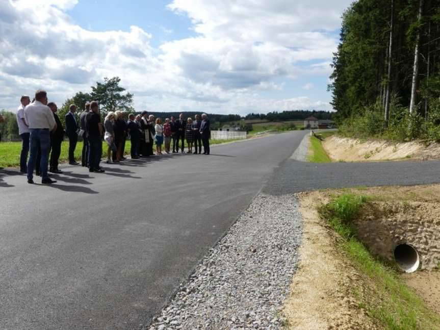 Powiat jasielski. Zakończony remont drogi Lisów - Święcany