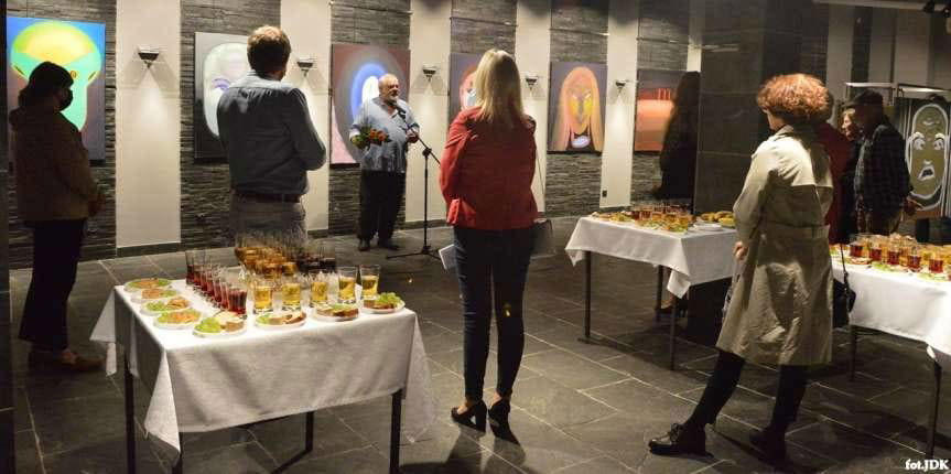 Finisaż wystawy Marka Burdzego. Sztuka jest dla pojedynczych ludzi, nie dla tłumów