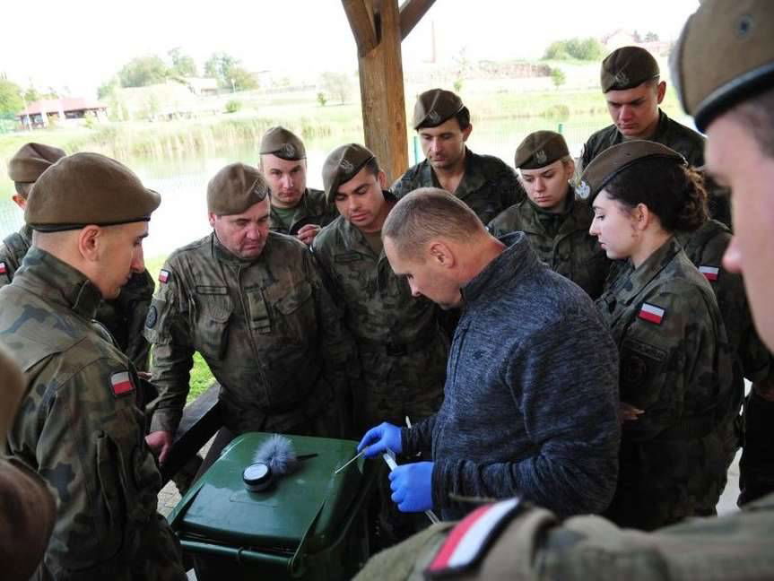 Jasło. Policjanci szkolili żołnierzy