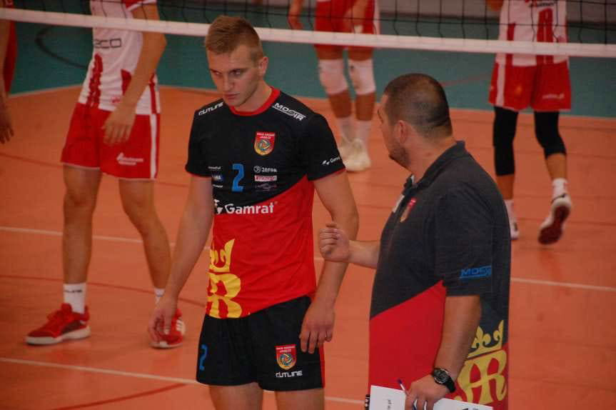 Siatkówka. II liga mężczyzn. Zwycięska inauguracja sezonu MKS MOSiR Jasło