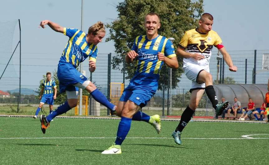 Piłka nożna. V liga krośnieńska. Zapowiedź XII kolejki. Wszyscy na wyjazdach