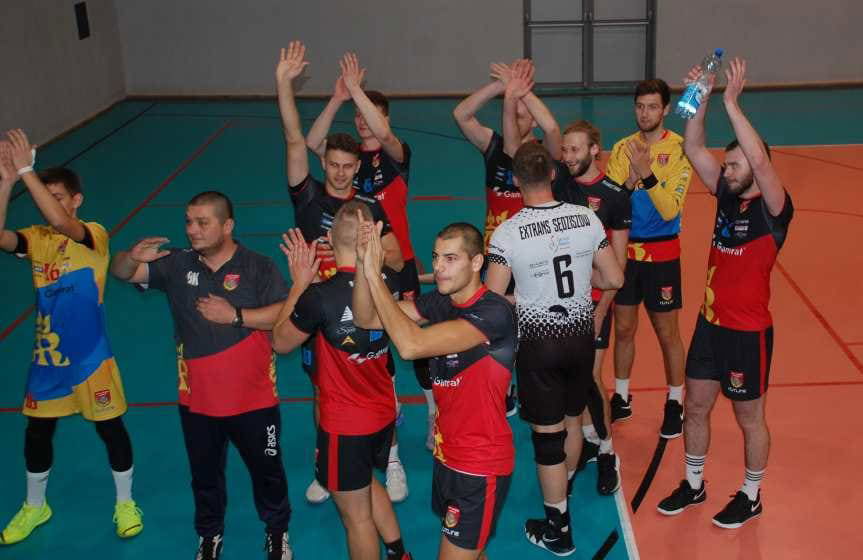 Siatkówka. II liga mężczyzn. Pewne zwycięstwo MKS MOSiR Jasło