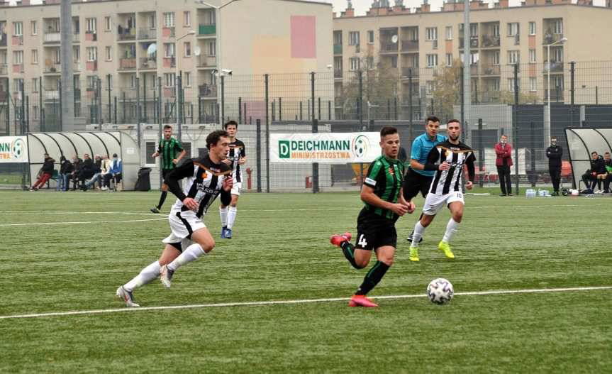 Piłka nożna. IV liga podkarpacka. Honorowa porażka Czarnych Jasło w Stalowej Woli