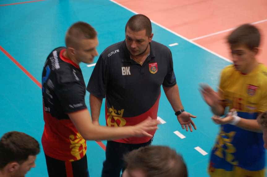 Siatkówka. II liga mężczyzn. Trzeci mecz - trzecie zwycięstwo MKS MOSiR Jasło