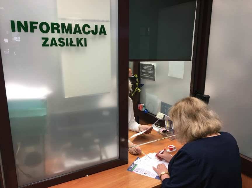 ZUS: od 9 listopada dodatkowy zasiłek opiekuńczy