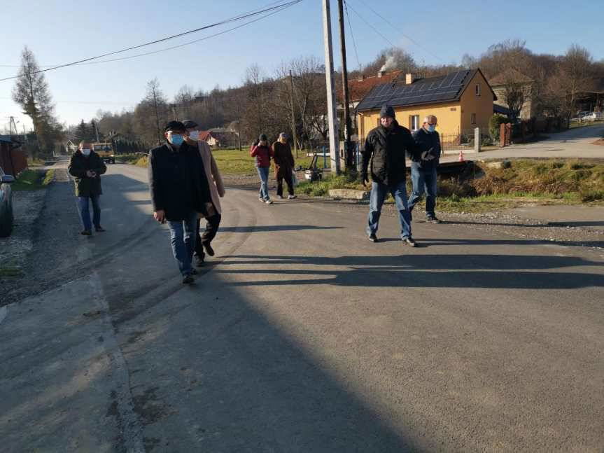 Przebudowana droga w Trzcinicy