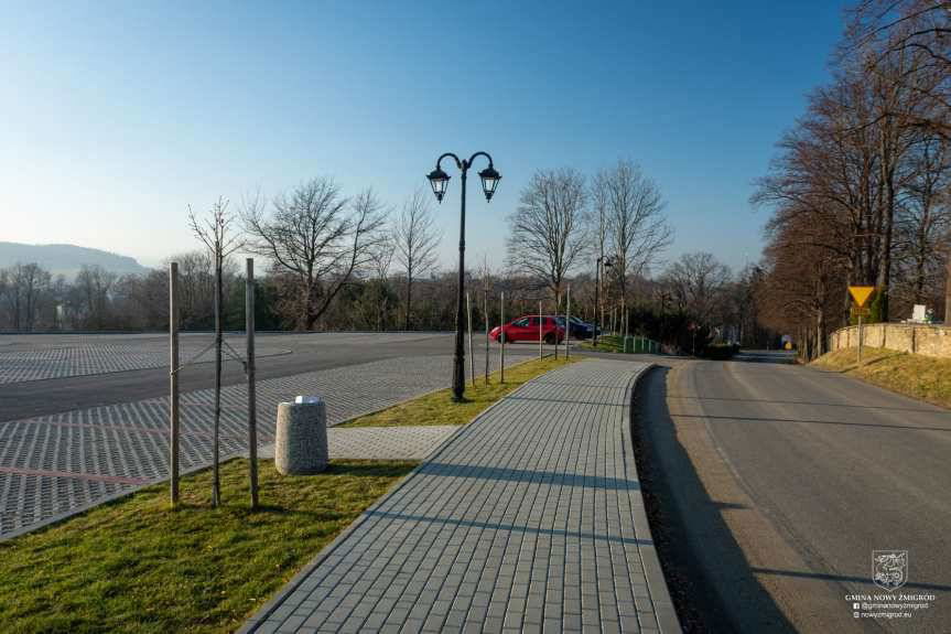 Nowy Żmigród. Zakończona budowa parkingu przy cmentarzu
