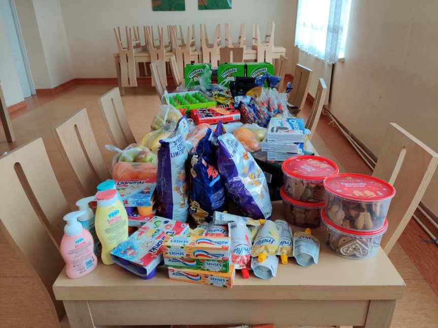 Słodycze dla Domu Dziecka w Kołaczycach