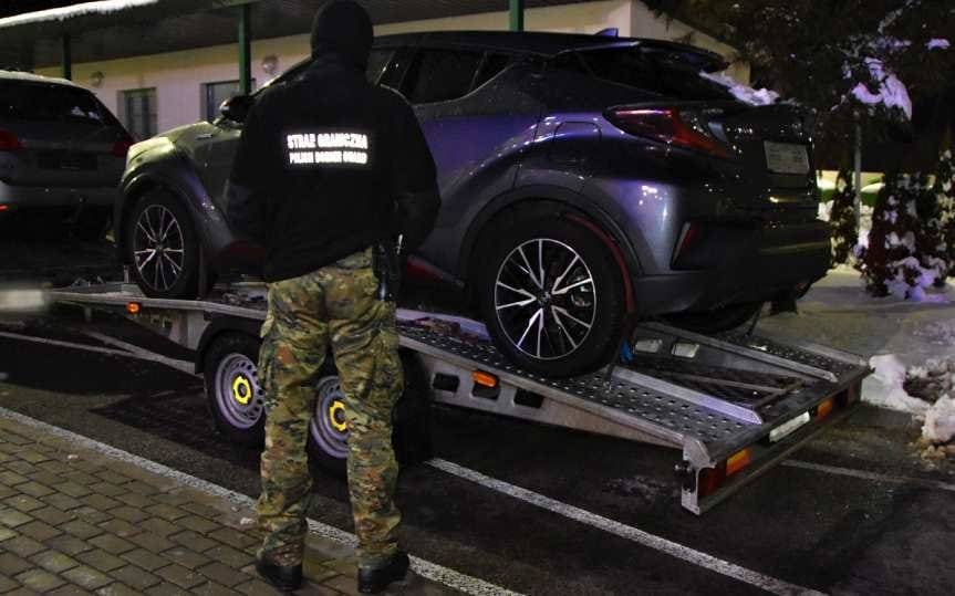 Ukrainiec próbował przemycić kradzione we Włoszech auto