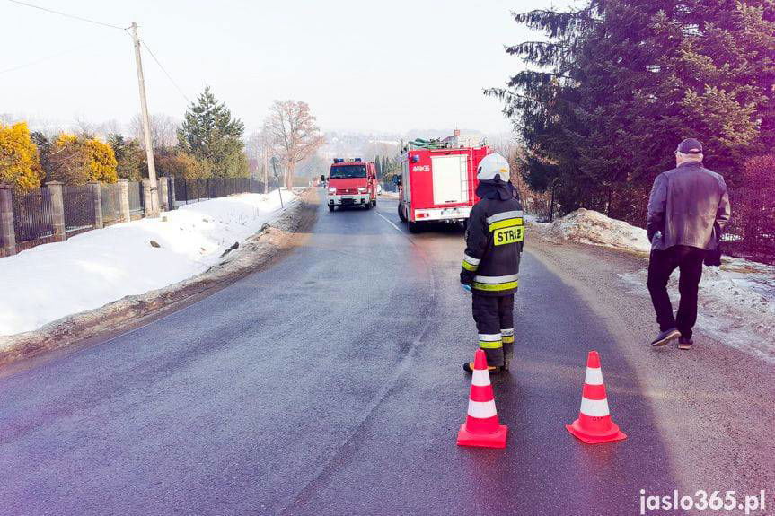 Dobrucowa. Dachowanie opla