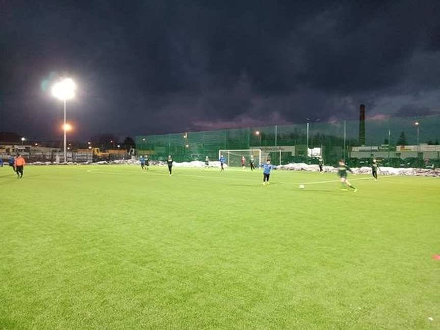 Piłka nożna. Pięć goli LKS Skołyszyn w pierwszym sparingu