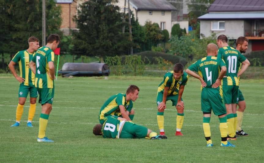 Piłka nożna. LKS Czeluśnica dogadany z dwoma Anglikami