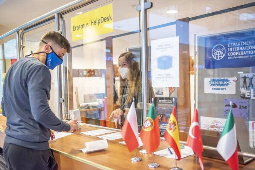 Nowi studenci programu Erasmus na Politechnice Rzeszowskiej