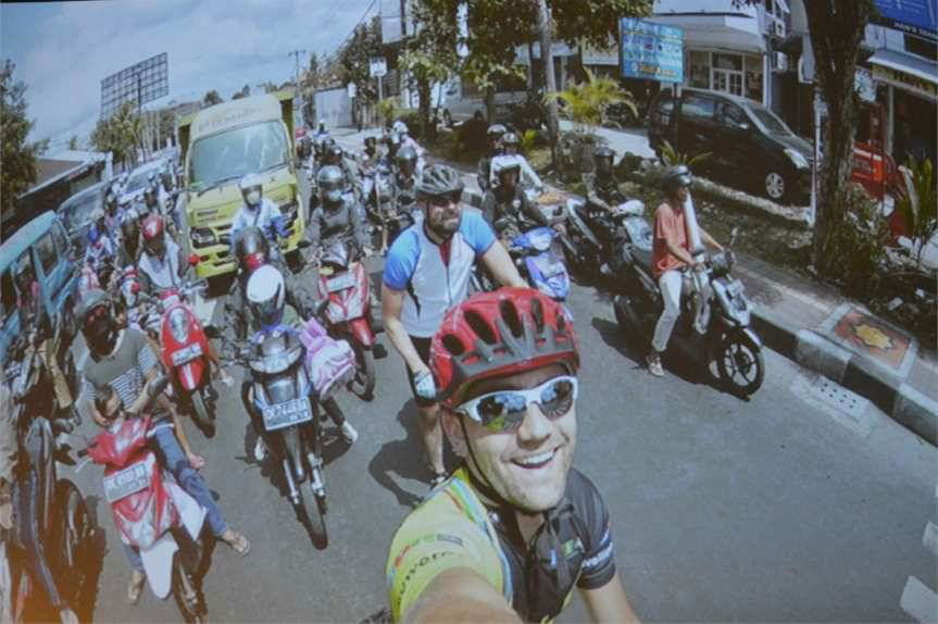 Klub Ludzi z Pasją w JDK. Rowerem przez świat