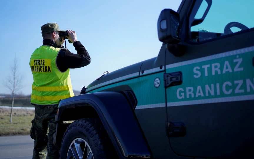 Bułgarzy z podrobionymi testami na covid-19 i fałszywym prawem jazdy